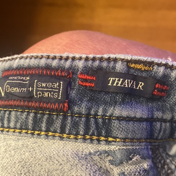 Diesel Thavar - Picture 8 of 11